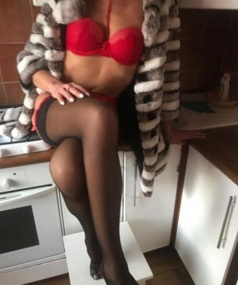 Фаина, 27 лет